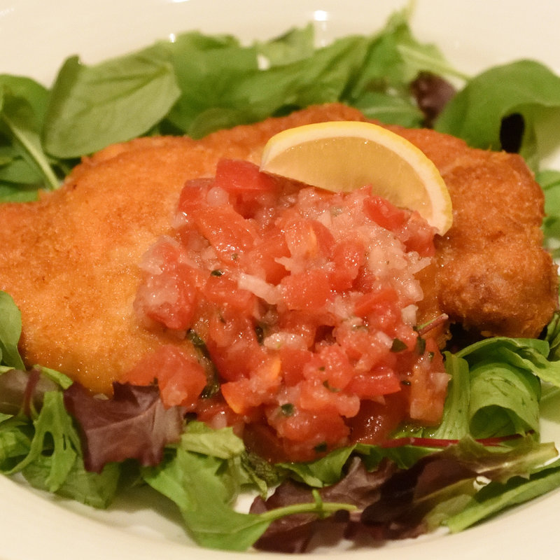 イタリアンウォッシュ"タレッジョ"のミラノ風カツレツ(CHEESE KITCHEN RACLER 渋谷)