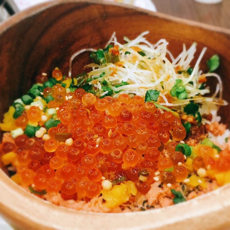 鮭とイクラの北海ご飯(こめらく みんなでお茶漬け日和。 レイクタウン店)