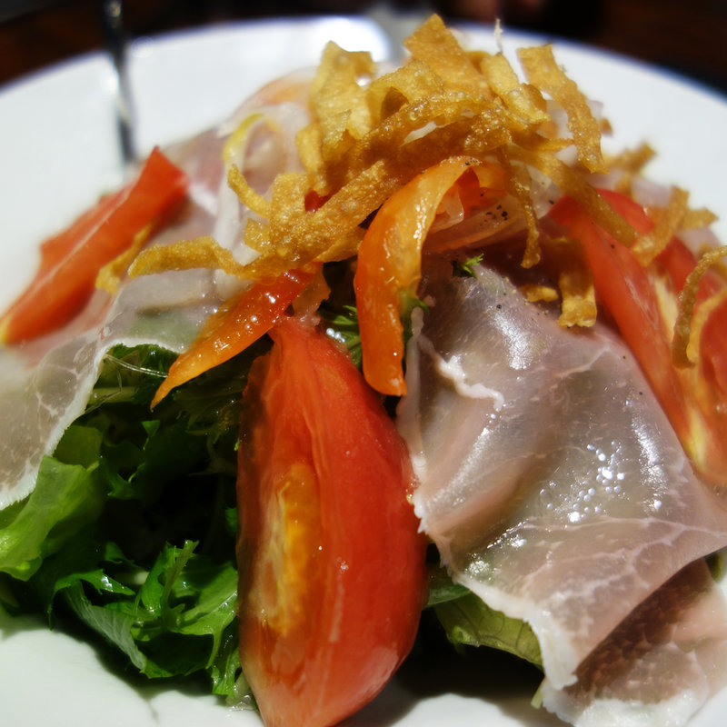 シェフおまかせサラダ。(HAKATA ONO)