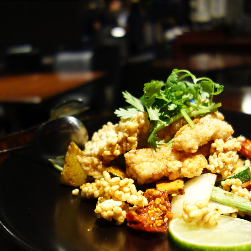 鶏ヤゲン軟骨とおこげのピリ辛スパイシー炒め(HAKATA ONO)