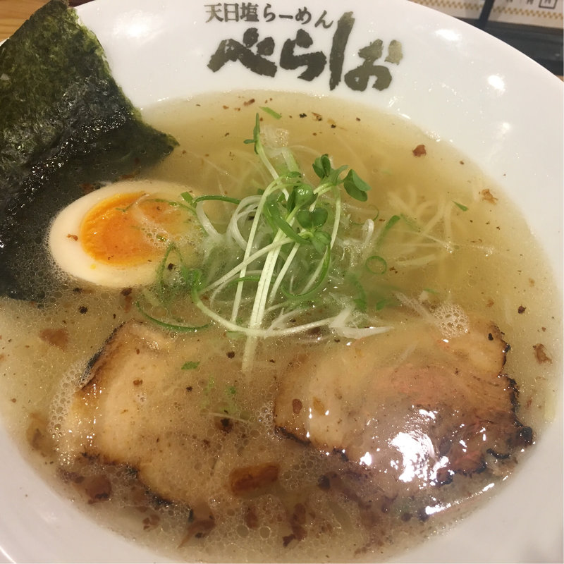 コクまろラーメン(泡系しおとんこつラーメンべらしお 総本店)