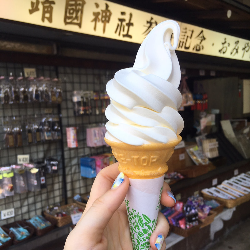 濃厚ソフトクリーム(靖国神社 )