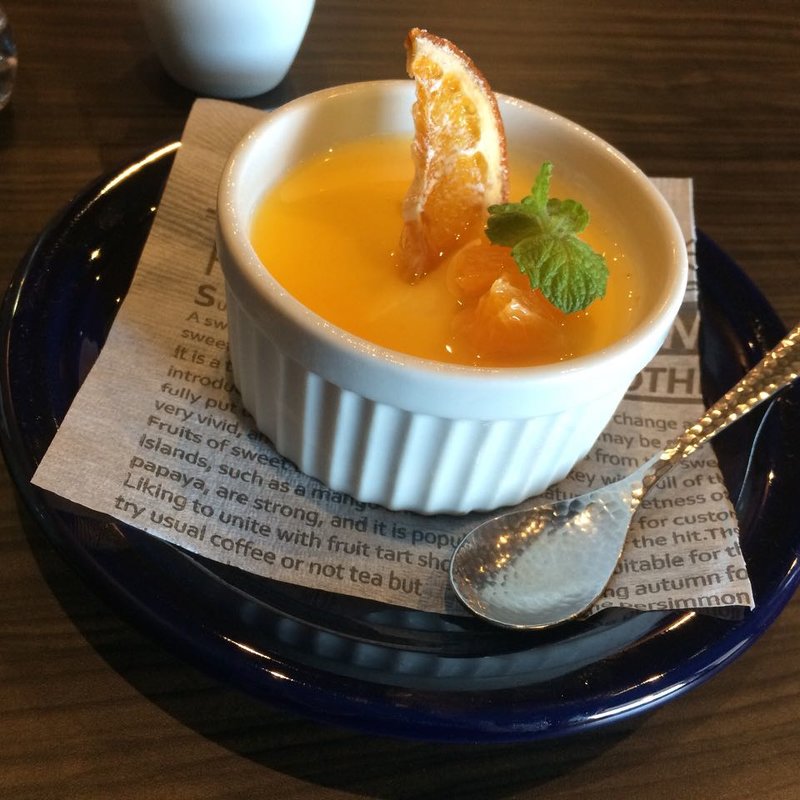 レアチーズケーキ(竜と月)