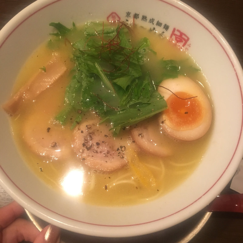 とりしおラーメン(らぁ～めん京)