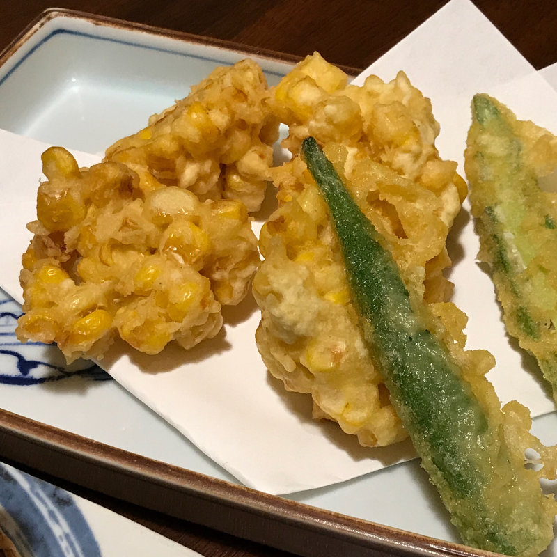 生トウモロコシのかき揚げ(和彩酒処 伊織)