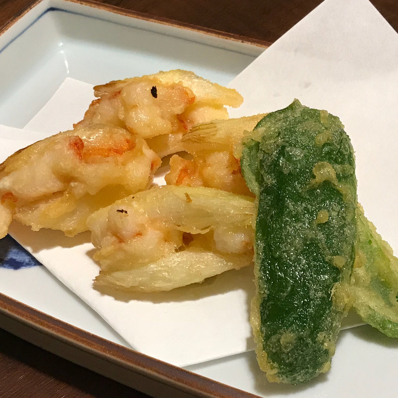 海老と白葱のかき揚げ(和彩酒処 伊織)