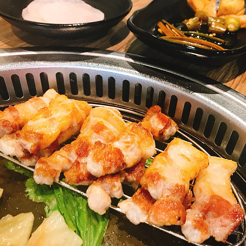 (ヨプの王豚塩焼 新大久保本店)