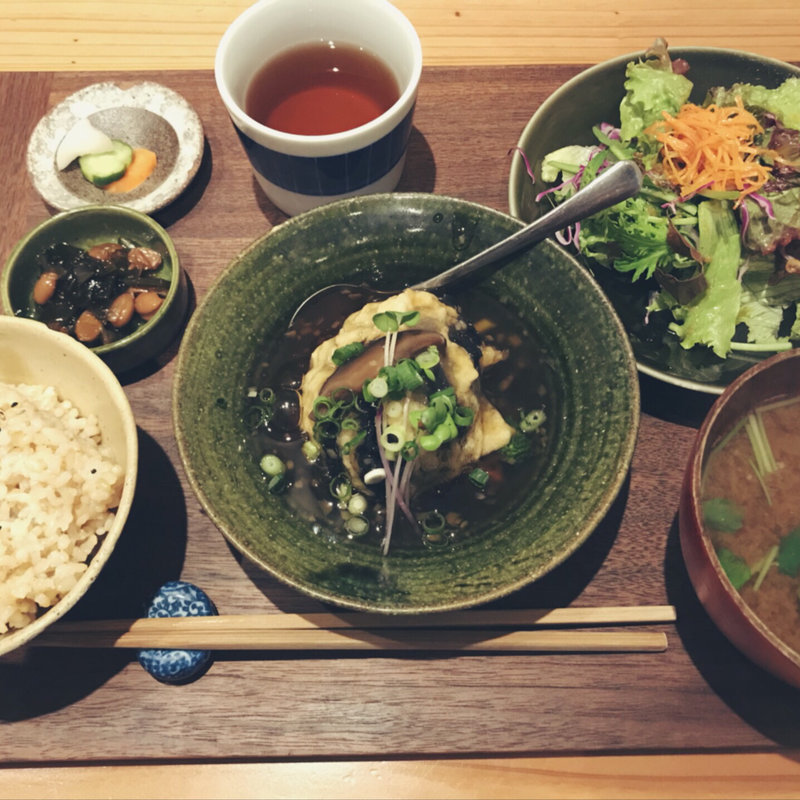 野菜の定食(ミツバチ食堂 )