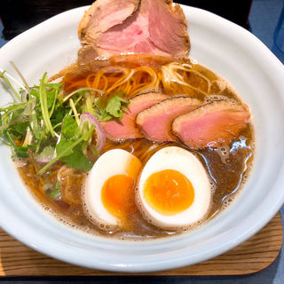 黒　にほんいち醤油そば(潮 （うしお）)