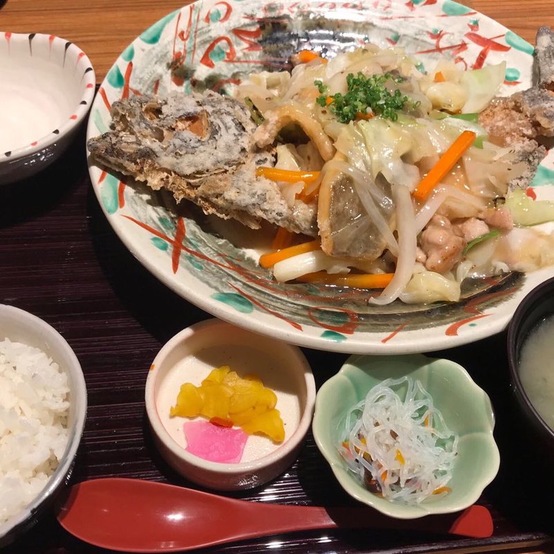 ひらめの唐揚げ野菜たっぷりあんかけ定食(馳走宇和海 がいや丸 )