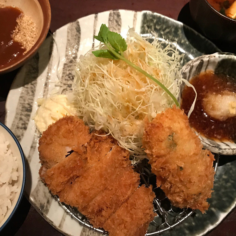 万願寺とうがらしの湯葉コロッケとロースカツ膳(名代とんかつ かつくら くずはモール店)