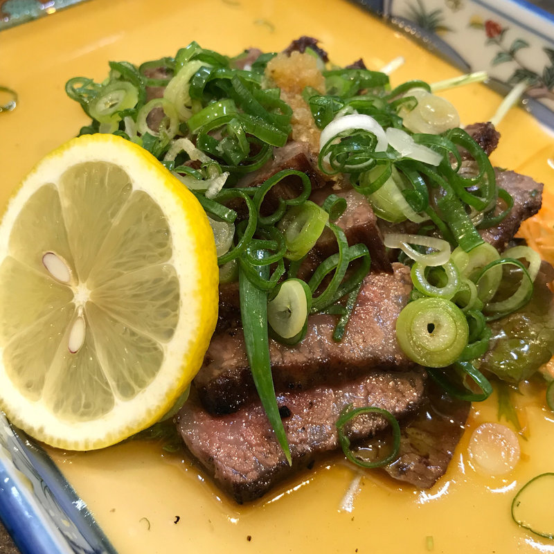 肉のタタキ(グリルさとう )