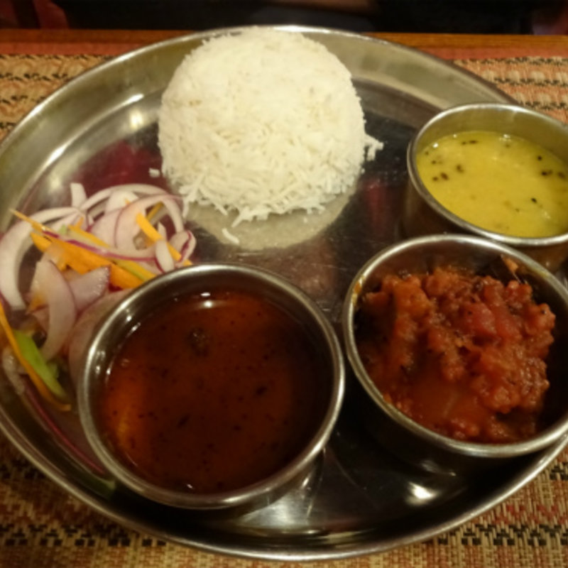 フィッシュカレー(ベンガル料理 プージャー)