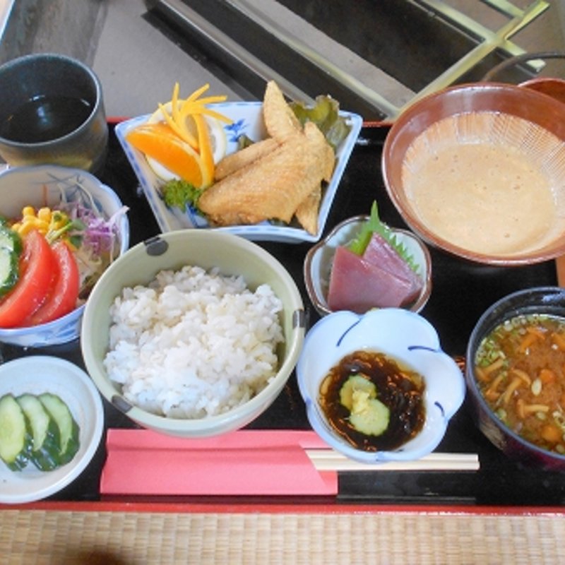 麦とろ定食(貯水池 鳥山)