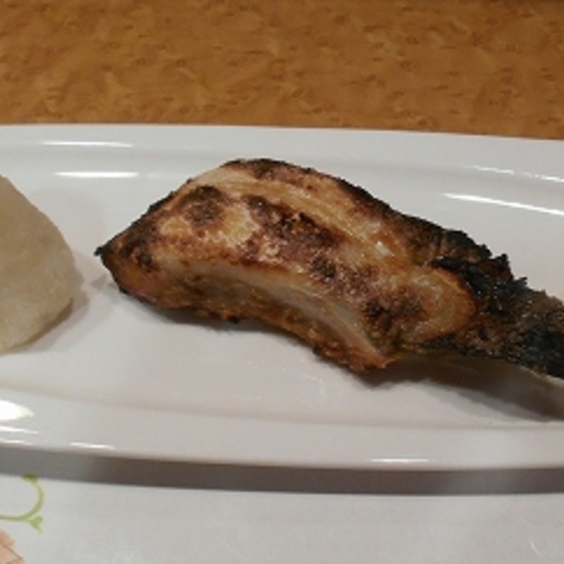 ブリカマの塩焼き(割烹いちか)