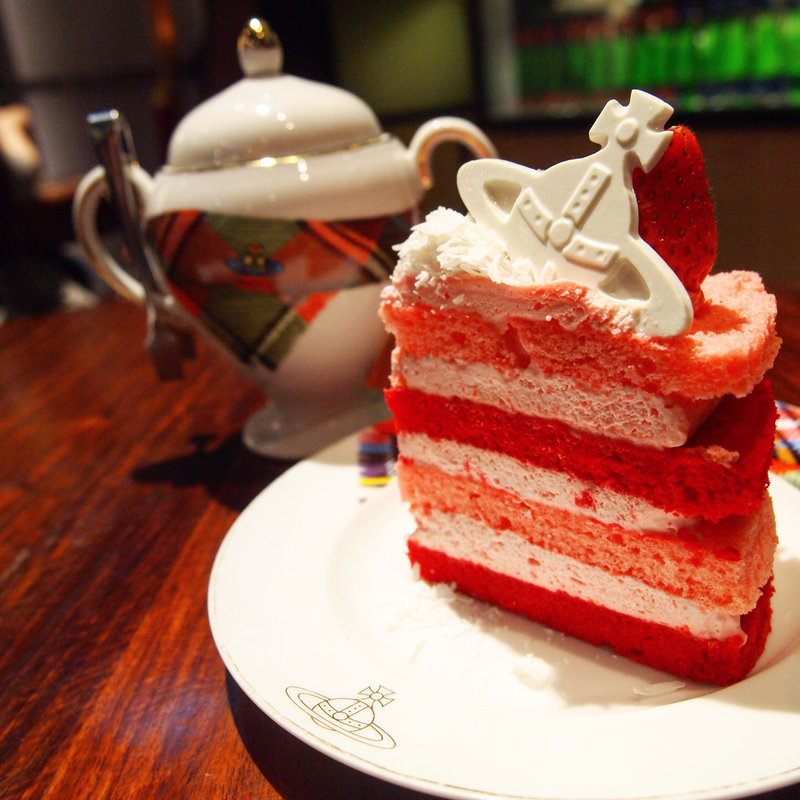 スペシャリティケーキ(Vivienne Westwood CAFE)