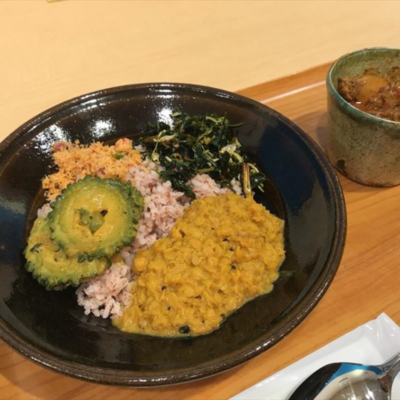 本日のライス&カリー(カラピンチャ （Karapincha）)