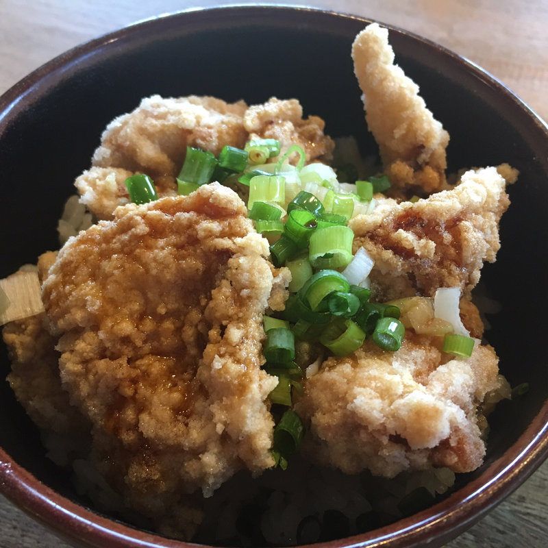 鳥唐揚げごはん(梨の花 （なしのはな）)