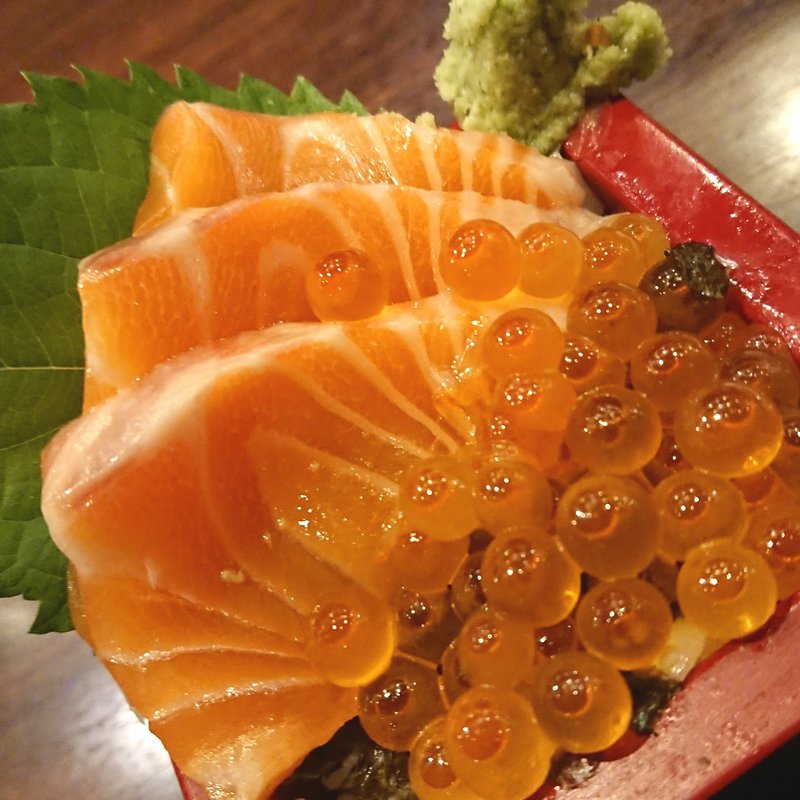 サーモンいくら丼(千尋の道 （センピロノミチ）)