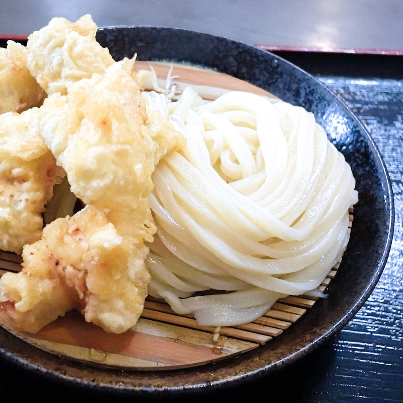 かしわ天ざるうどん(手打ちうどん大蔵)