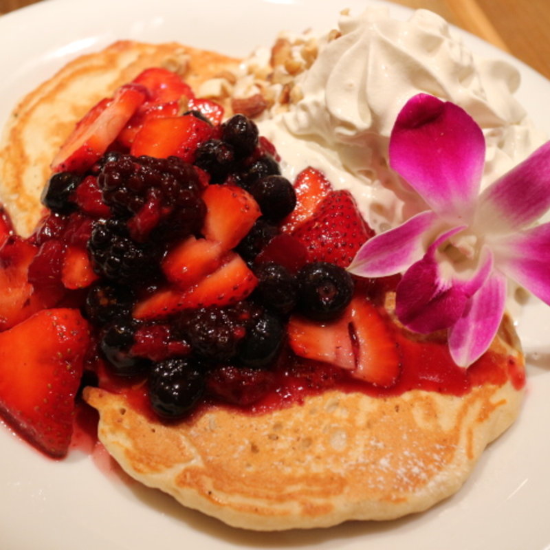 トリプルベリーパンケーキ(ALOHA TABLE ペリエ千葉)
