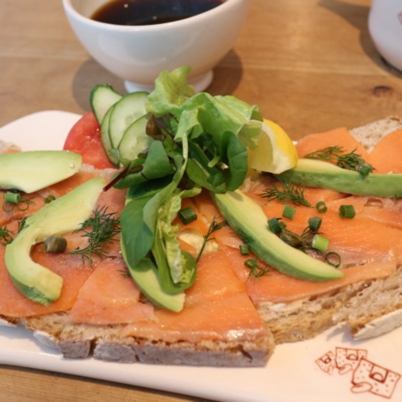 スモークサーモンタルティーヌ(ル・パン・コティディアン 東京ミッドタウン店)