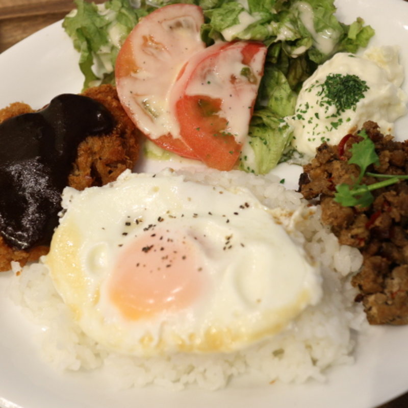 UNAUライスプレート(ウナウ カフェ アンド キッチン unau cafe&kitchen ベリエ千葉エキナカ店)