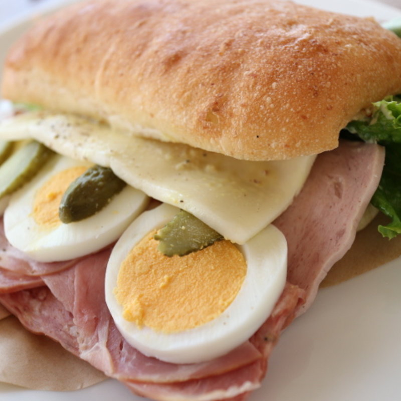 Bookサンド『ハムとチーズ』(梟書茶房 Ｅｓｏｌａ池袋店)