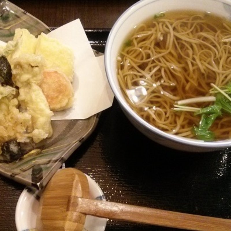 生ゆばと野菜の天ぷらそば(手打ちそば たかはし)