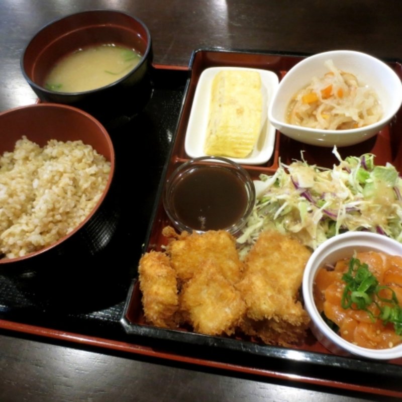 マグロ一口カツ(キッチンまえだ)