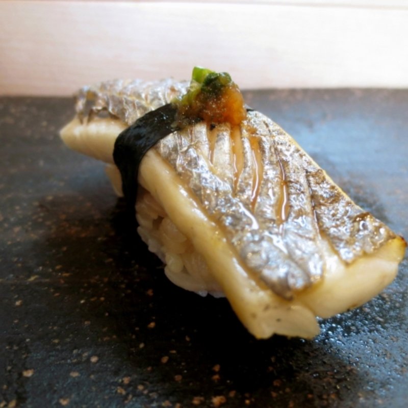 おまかせにぎり（川）(松寿司)