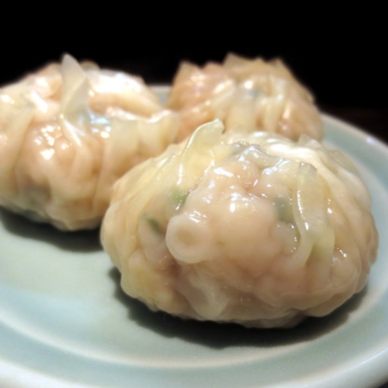 蒸し餃子　3個　(CAVOLO)