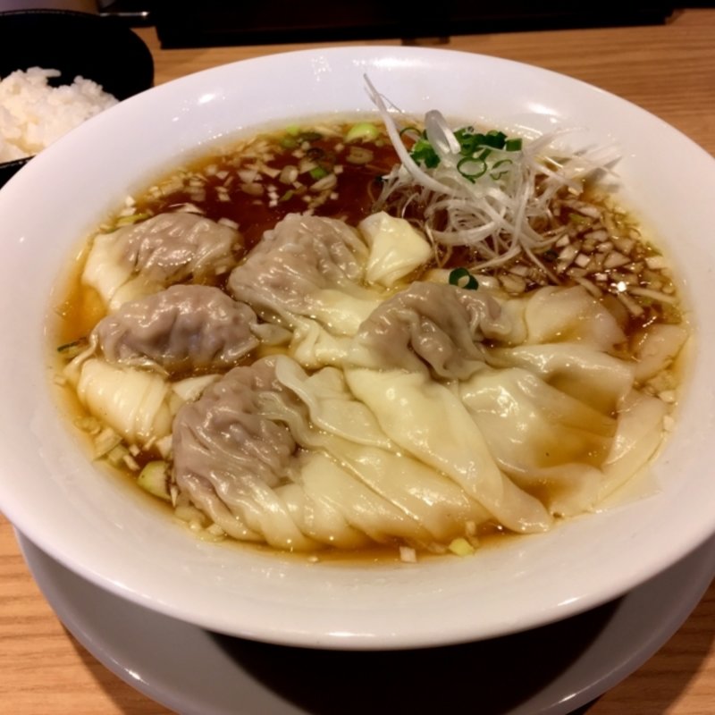 ワンタンそば(中華そば 龍の眼)