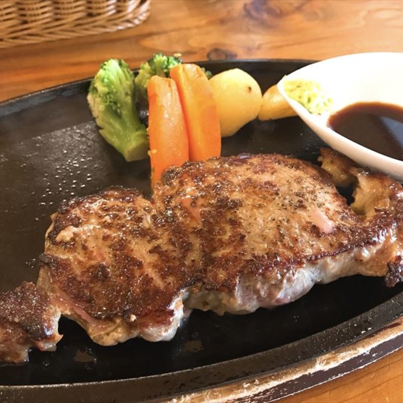 チャックアイ200g(JUMBO STEAK HAN’S 本店 （ハンズ）)