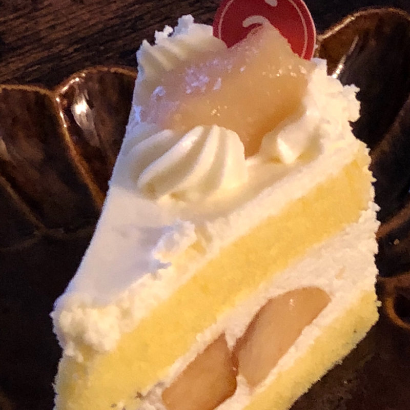 もものショート(アラボンヌー （ala bonne heure）)