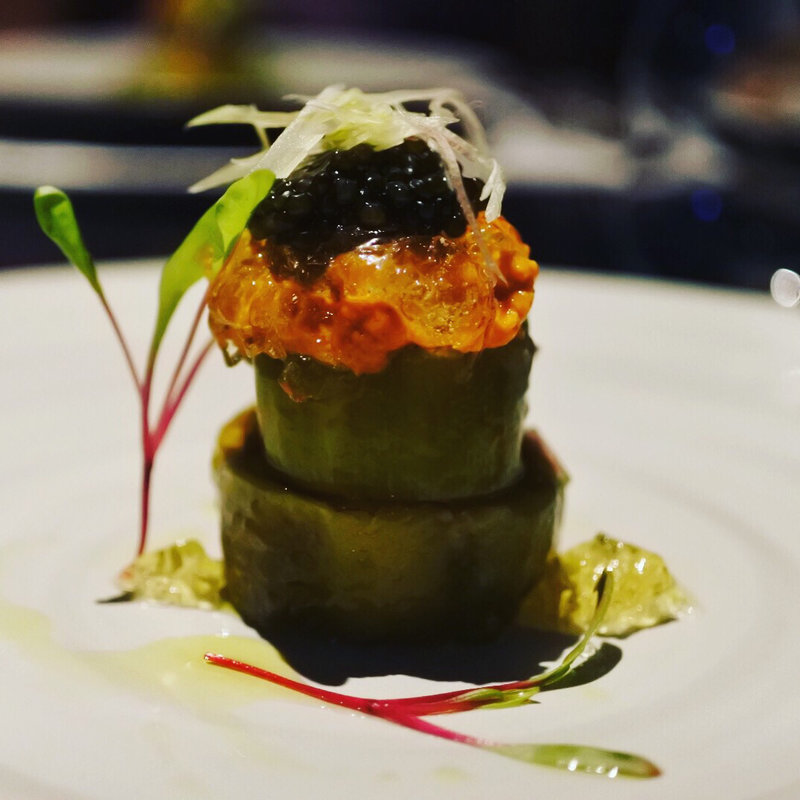 雲丹と茄子のコンソメジュレ寄せキャビア添え(ZK （ジーケー）)