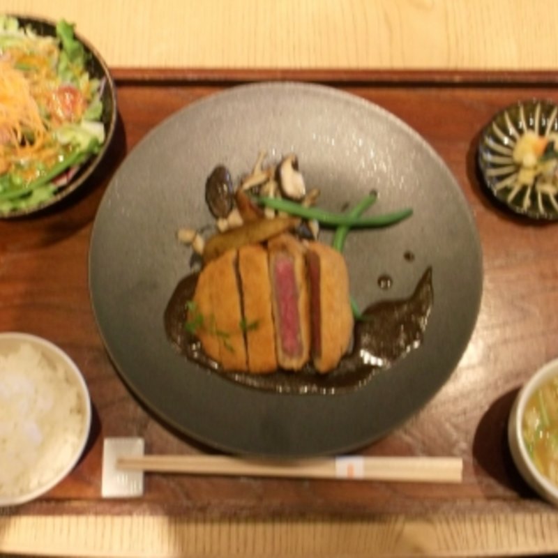 門前洋食　藤屋　軽井沢店　黒毛和牛のカツレツ(門前洋食　藤屋)