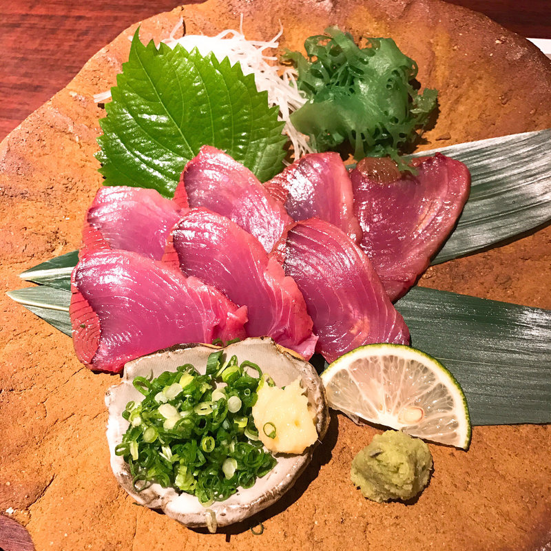 鰹の刺身(六ヶ城)