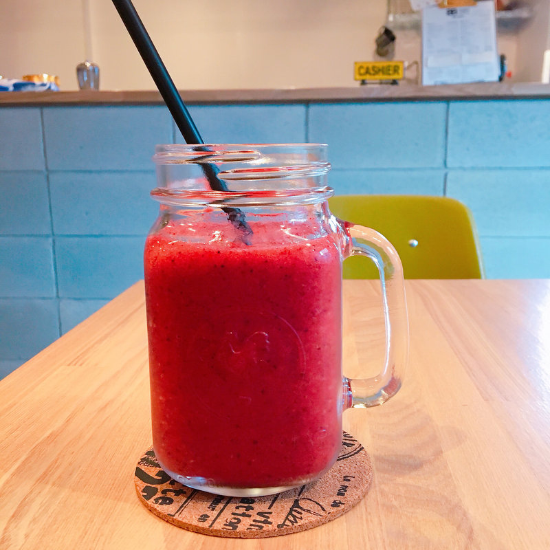 スムージーレッド(88 coffee + workshop)