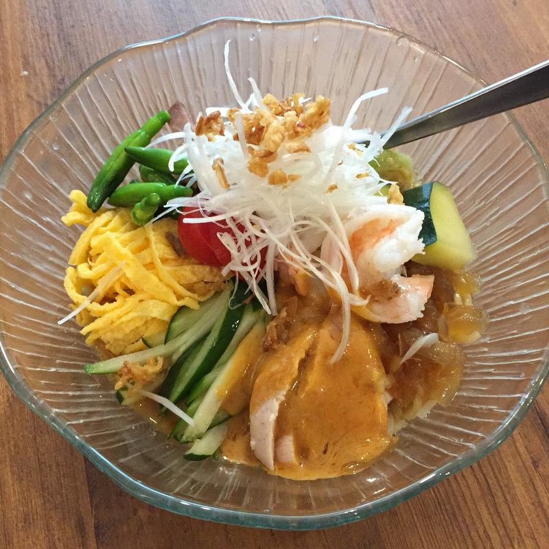 具沢山冷麺(海月食堂 （くらげしょくどう）)