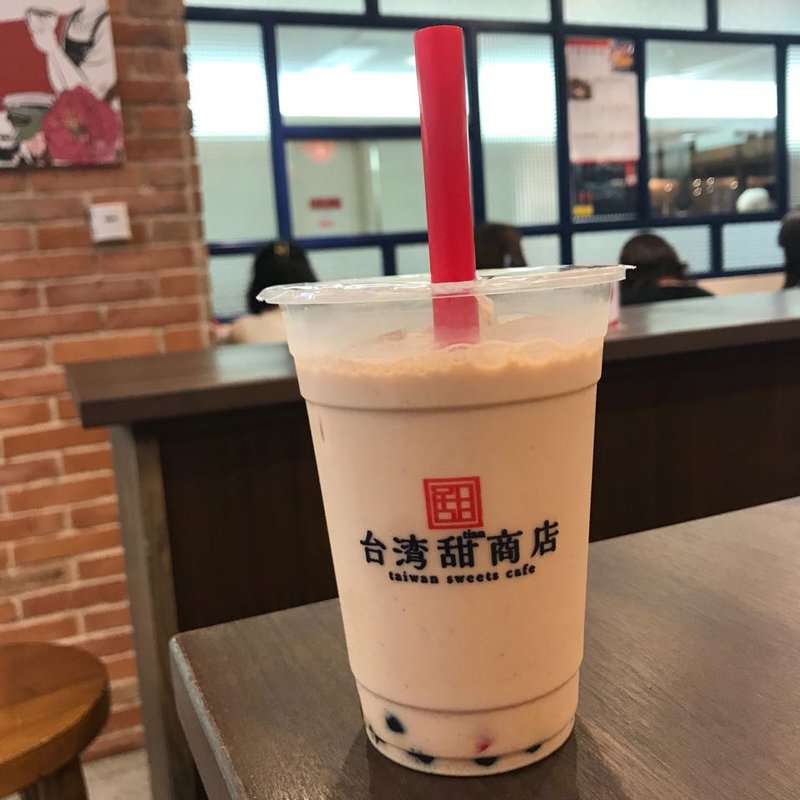 チャイミルクティー(台湾甜商店 阪急三番街店)