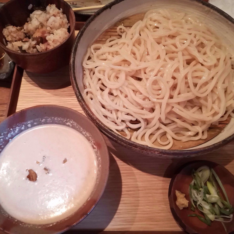 くるみだれうどん(うどん山長 恵比寿店)