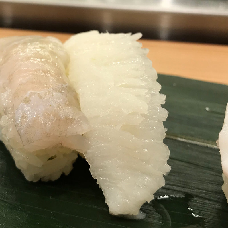 ヒラメのえんがわ(日本橋 すし 釣りきん )