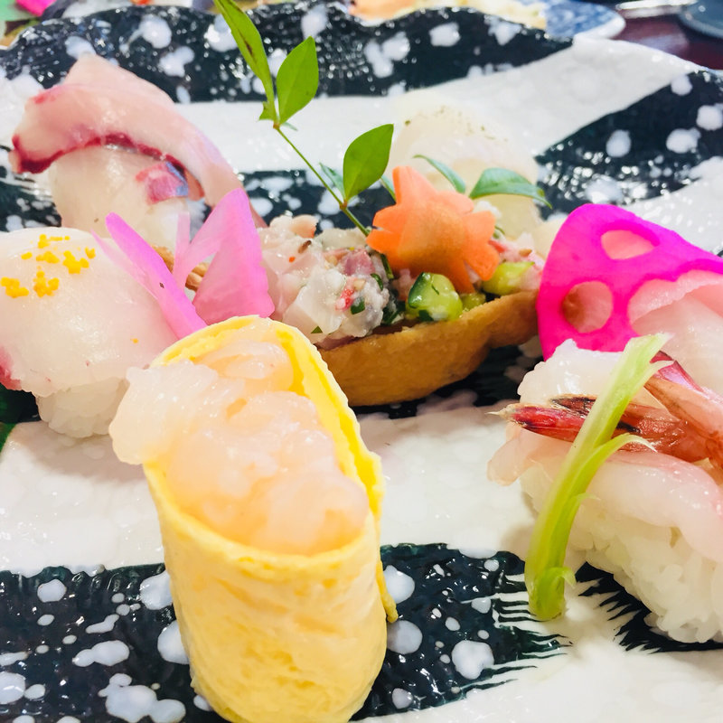 特選寿司(市場食堂ぶえんかん )