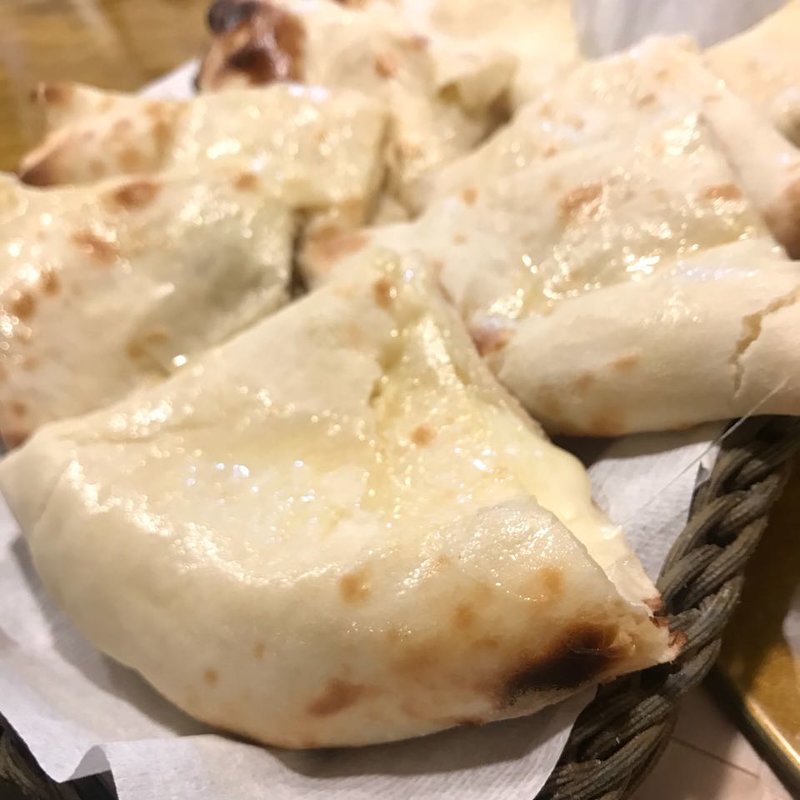 チーズナン(アールティー 三宮店)