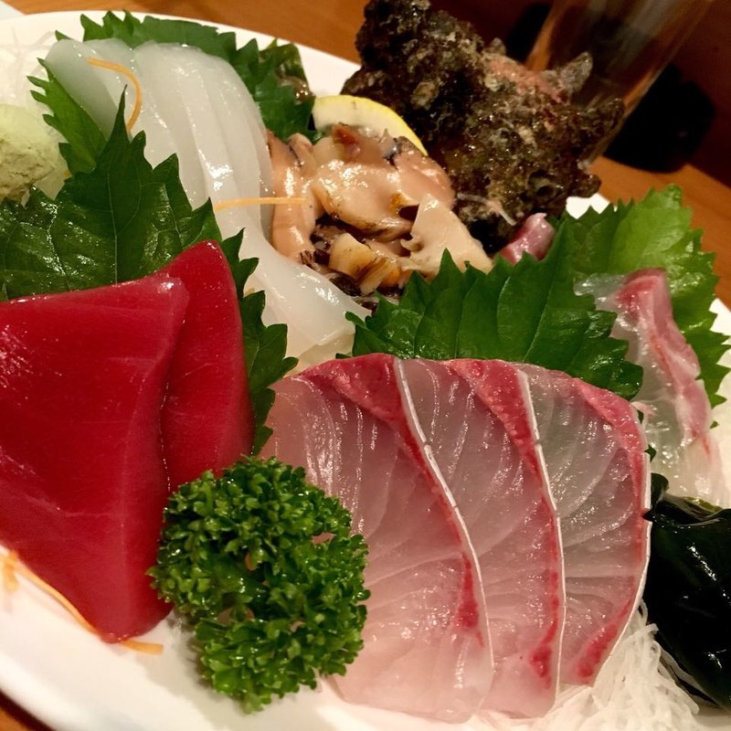 刺身の盛合わせ(塩梅)