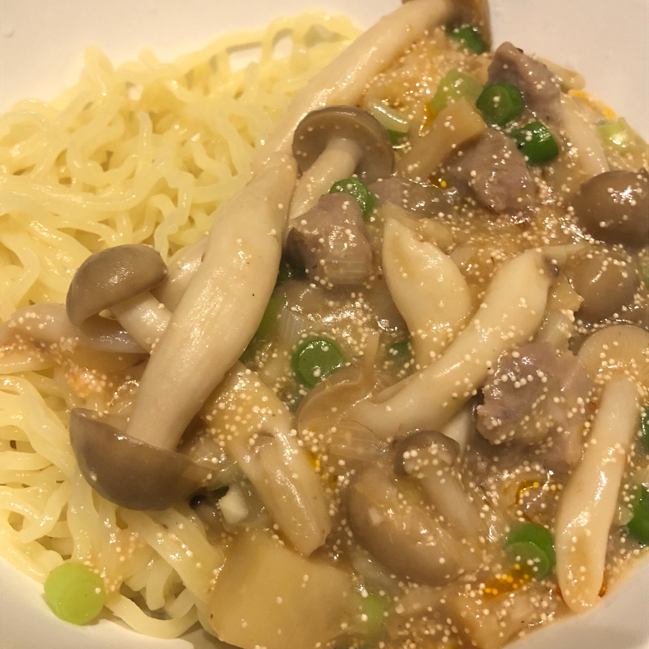 六本木駅周辺で食べられるまぜそばランキング Sarah サラ