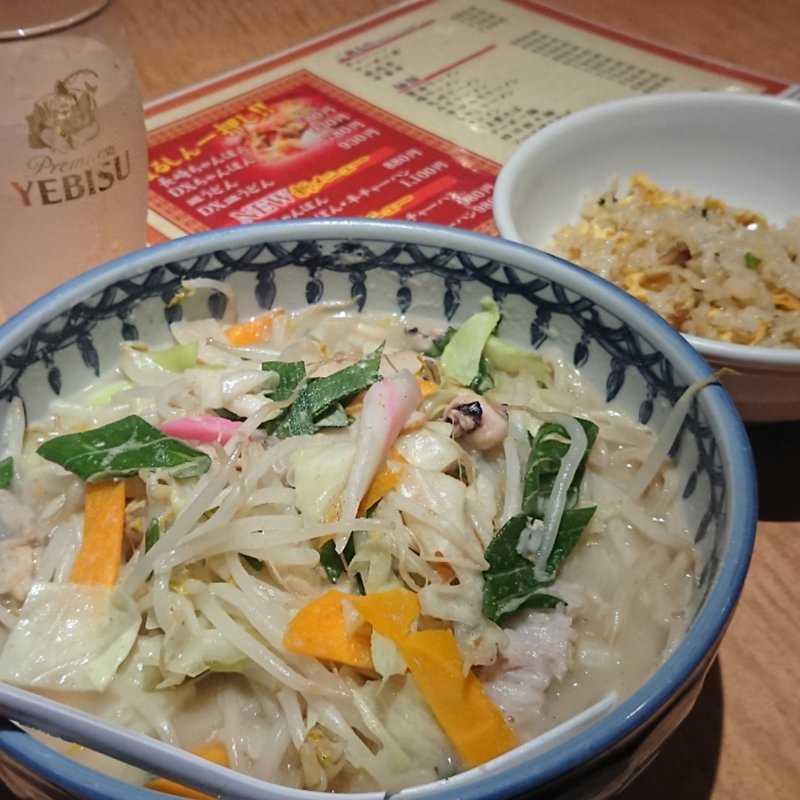 ちゃんぽん半チャーハンセット(まるしん 西新宿店 )