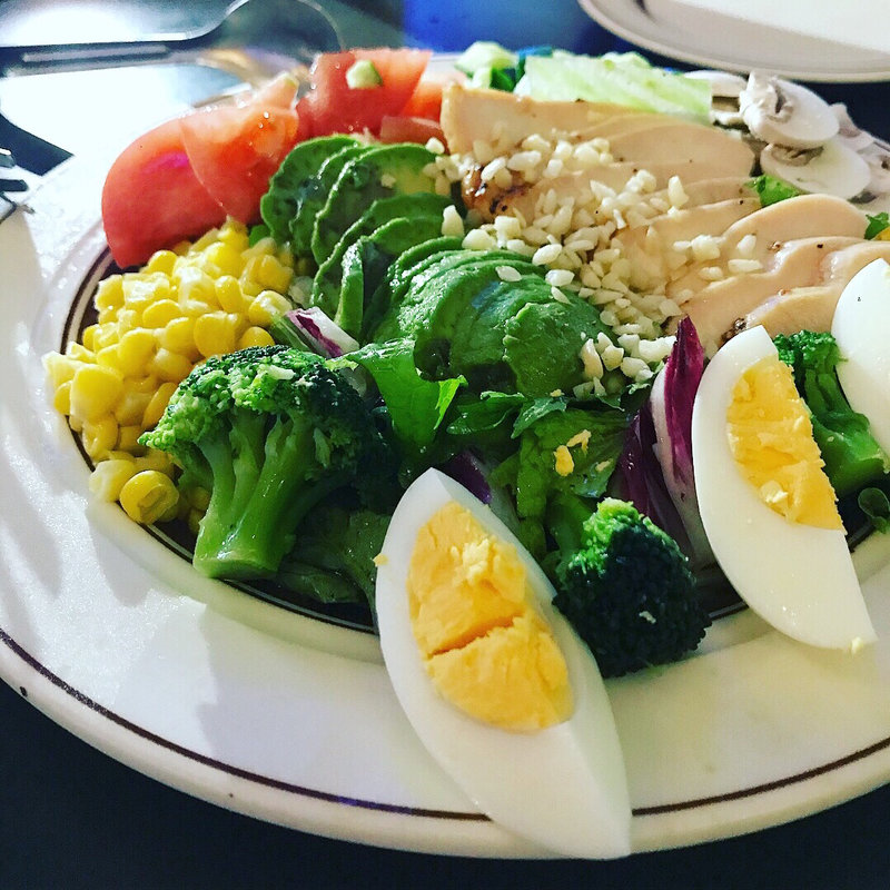 コブサラダ(Eggs 'n Things 銀座店)