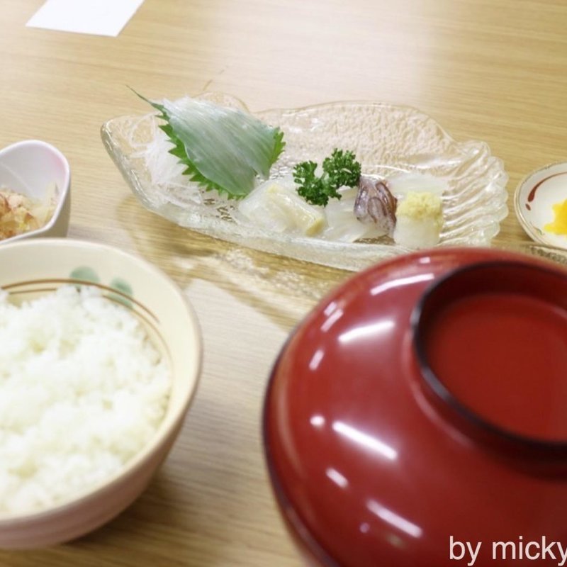 イカ刺し定食(市場亭)